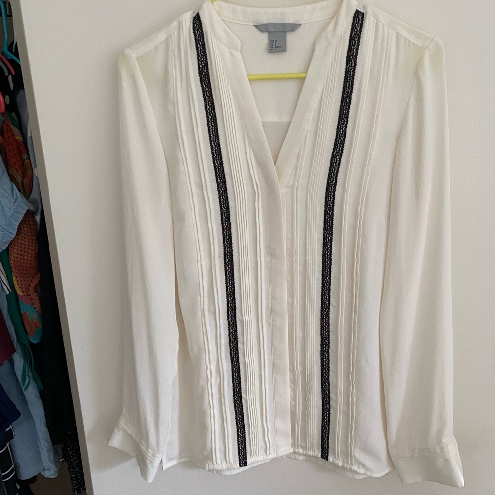 Never worn H&M shirt